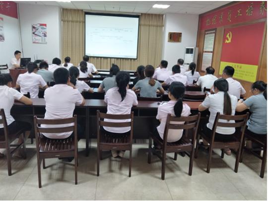 爱游戏集团有限公司
顺利开展2019年工程系列 职称申报培训会